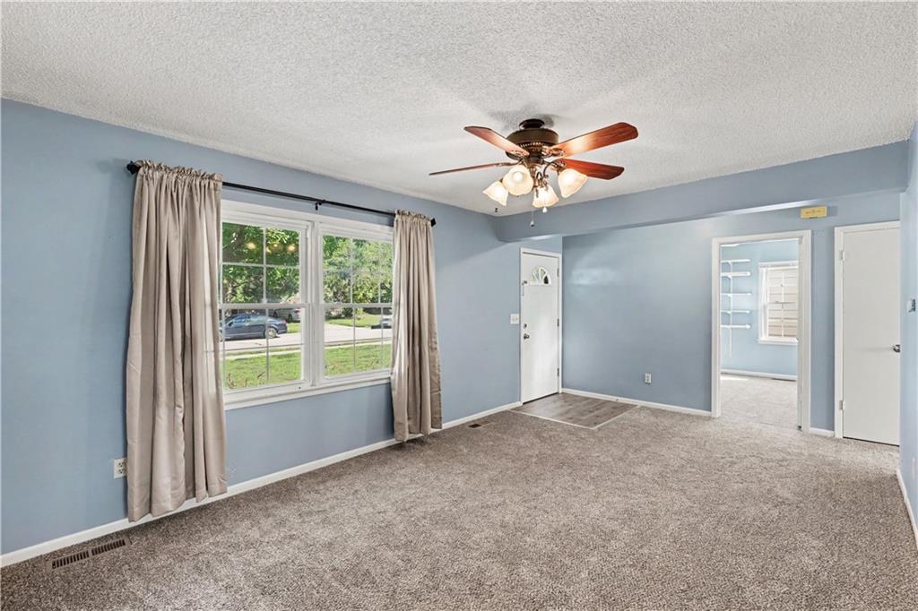 11405 W 70th Street Property Photo 11
