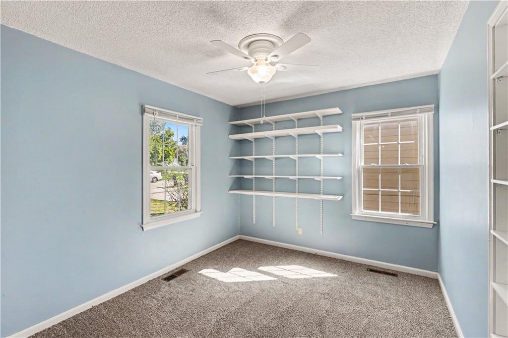 11405 W 70th Street Property Photo 12