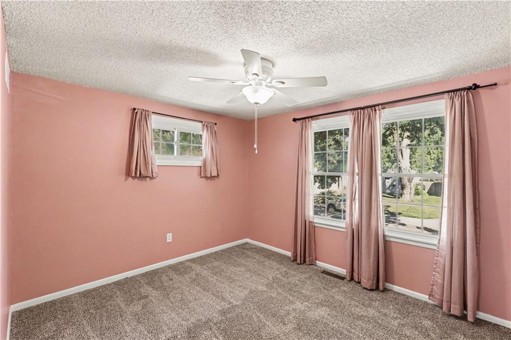 11405 W 70th Street Property Photo 17