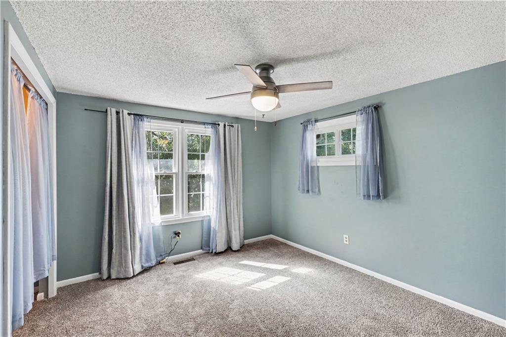 11405 W 70th Street Property Photo 19