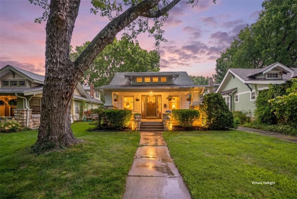 5733 Kenwood Avenue Property Photo