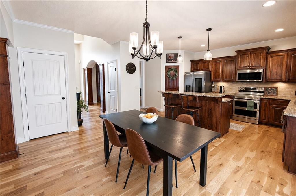 1304 Aberdeen Circle Property Photo 8