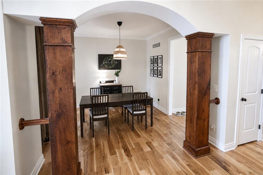1304 Aberdeen Circle Property Photo 12