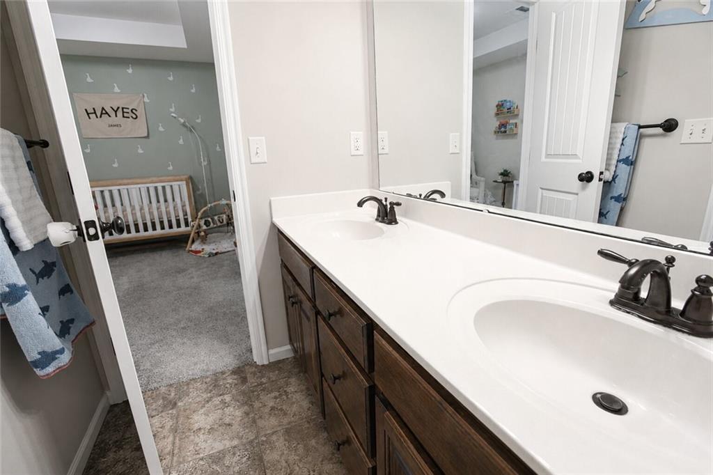 1304 Aberdeen Circle Property Photo 23
