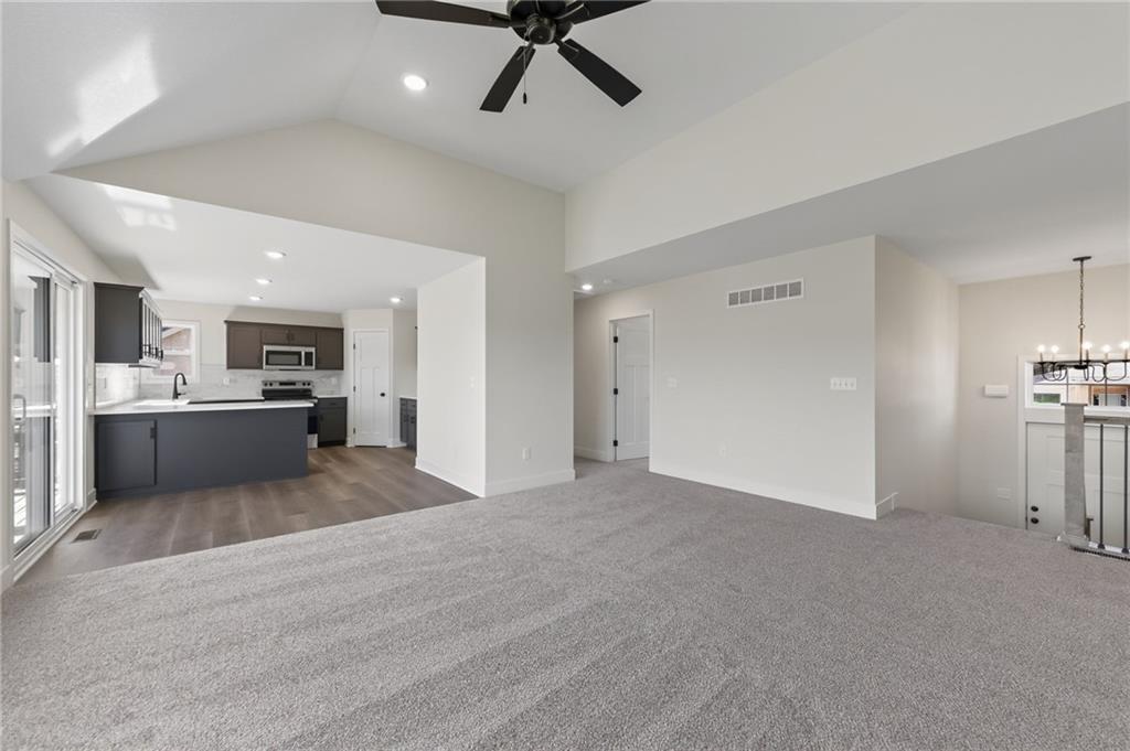 515 Skyview Lane Property Photo 6