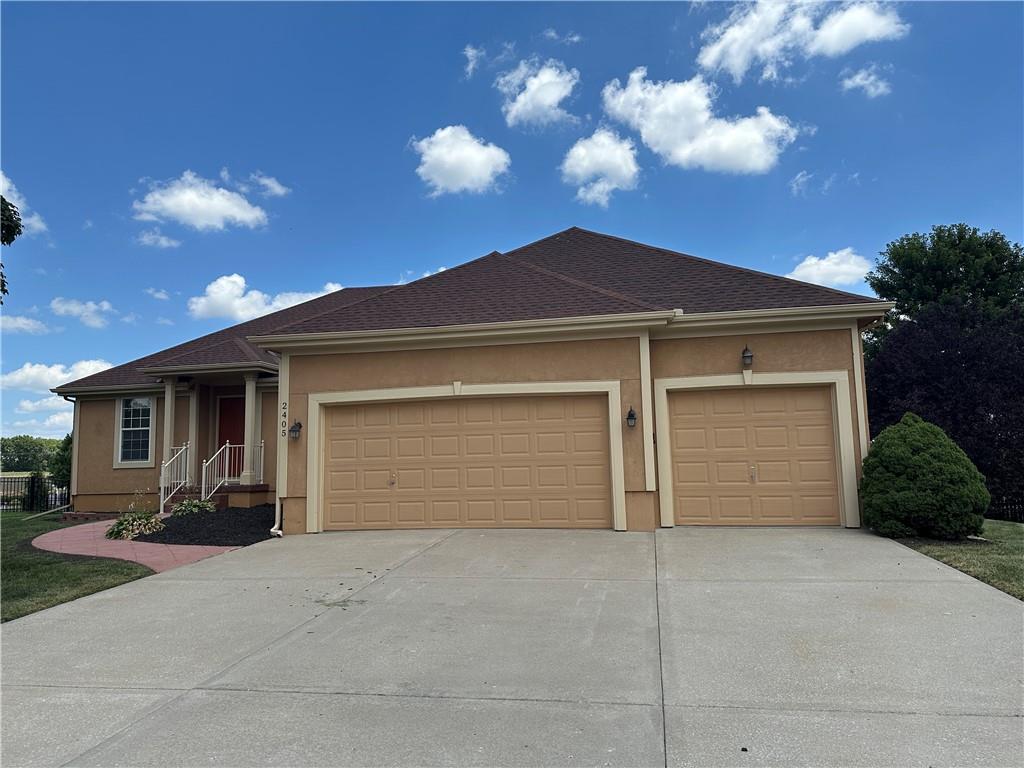 2405 Sw Stone Bridge Circle Property Photo 2