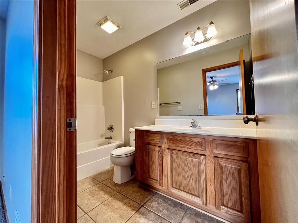 916 Eagle Ridge Drive Property Photo 14