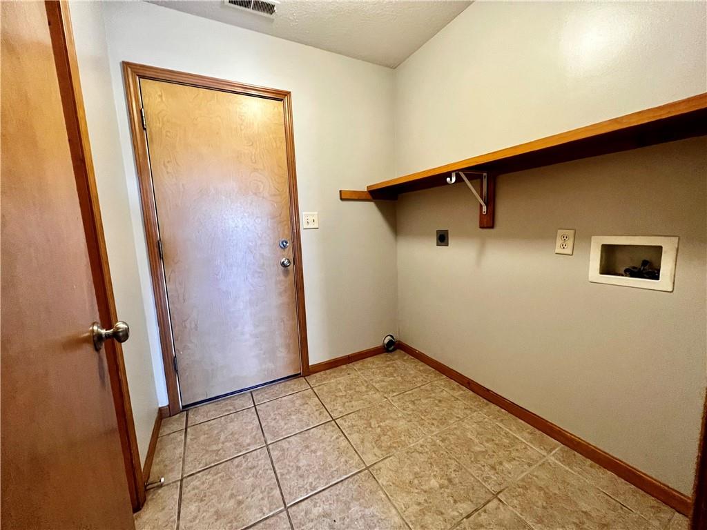 916 Eagle Ridge Drive Property Photo 26