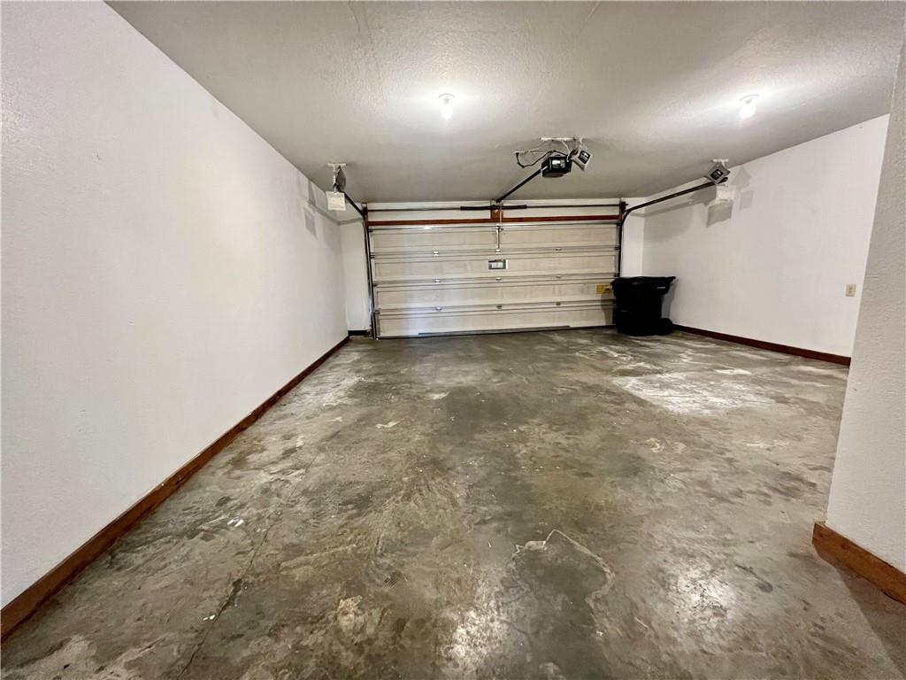916 Eagle Ridge Drive Property Photo 30