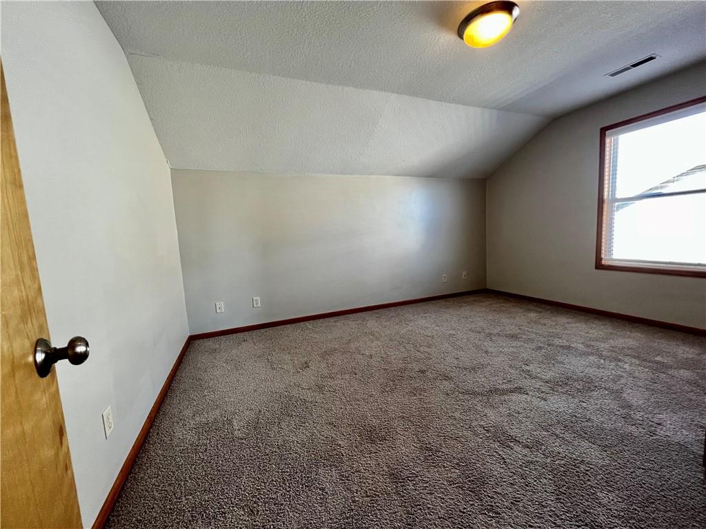 916 Eagle Ridge Drive Property Photo 38