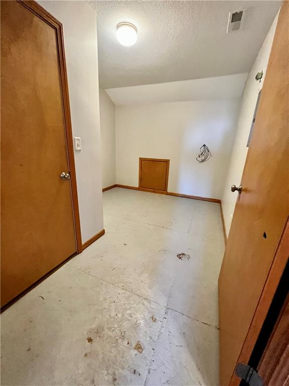 916 Eagle Ridge Drive Property Photo 40