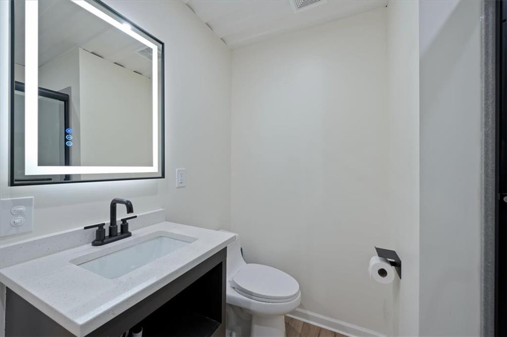 608 W Miami Street Property Photo 19