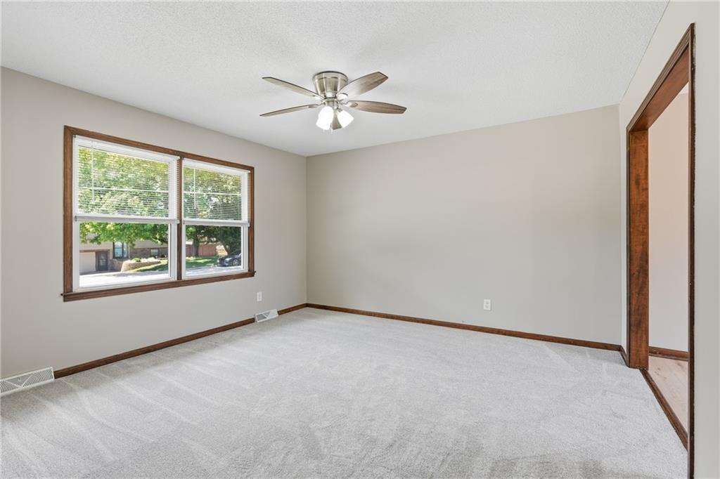 2309 S 17th Street Property Photo 4