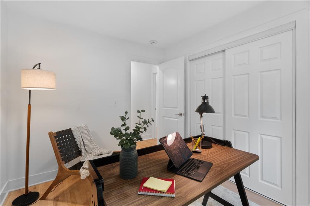 2806 W 48th Street Property Photo 21