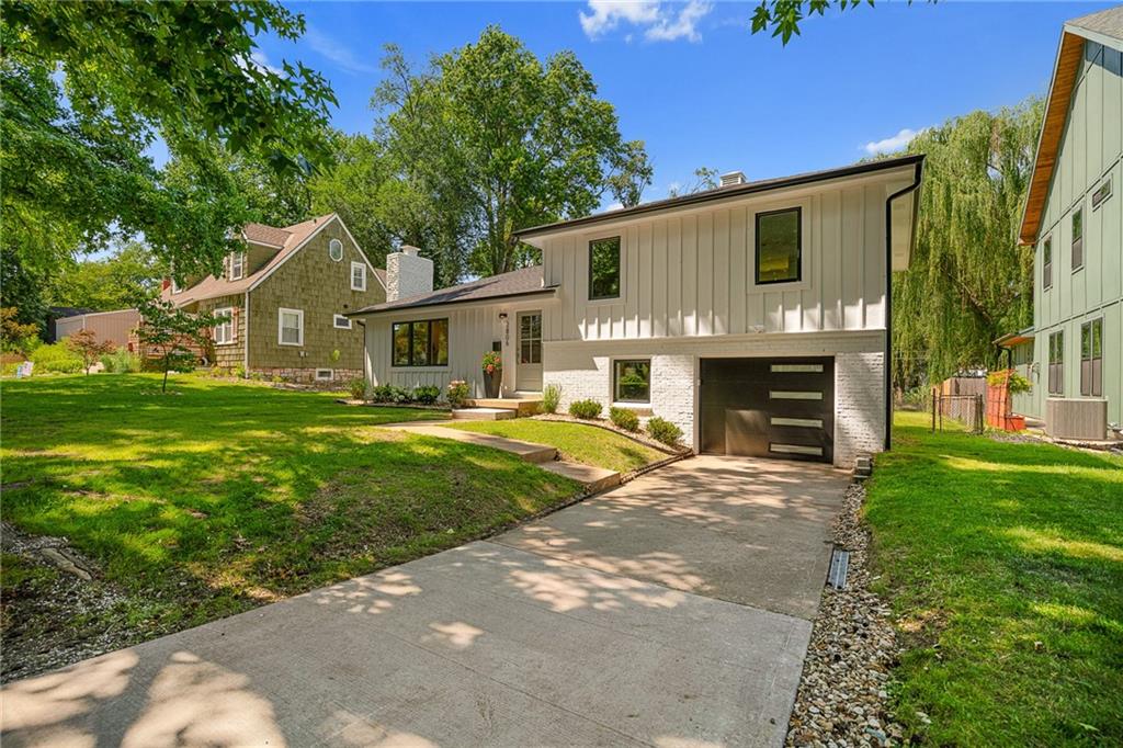 2806 W 48th Street Property Photo 40