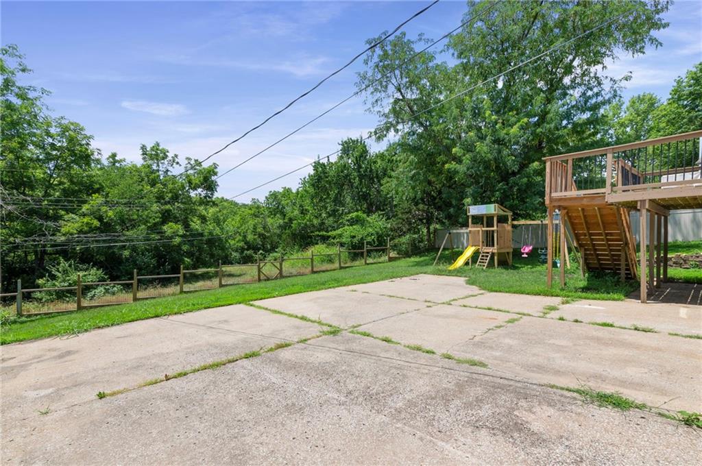 8908 Evanston Avenue Property Photo 35
