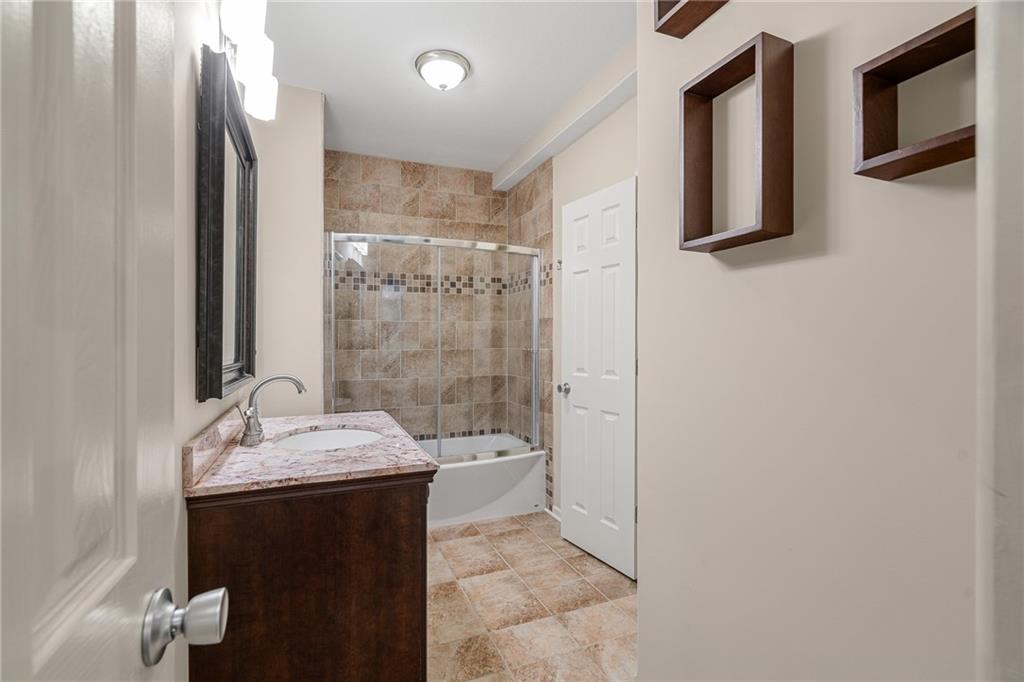 4517 N 110th Street Property Photo 45