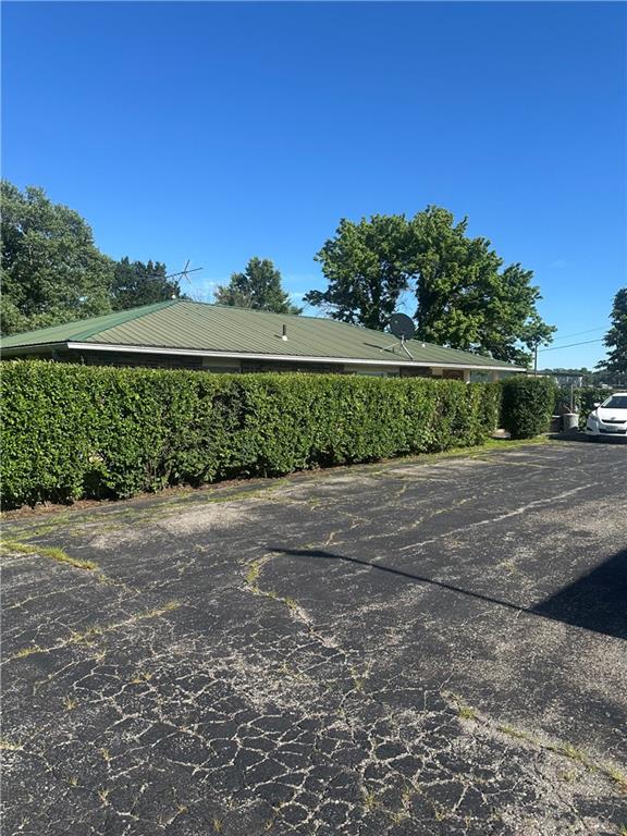 1099 Ne 50 Highway Property Photo 24