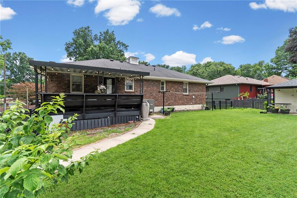 12720 E Silver Lane Property Photo 42