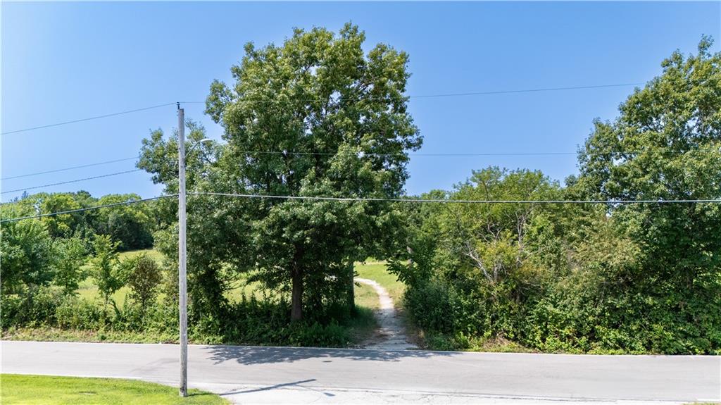 3850 Se Doc Henry Road Property Photo 6