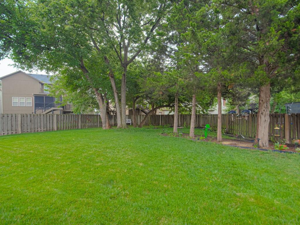 21431 W 112th Terrace Property Photo 29