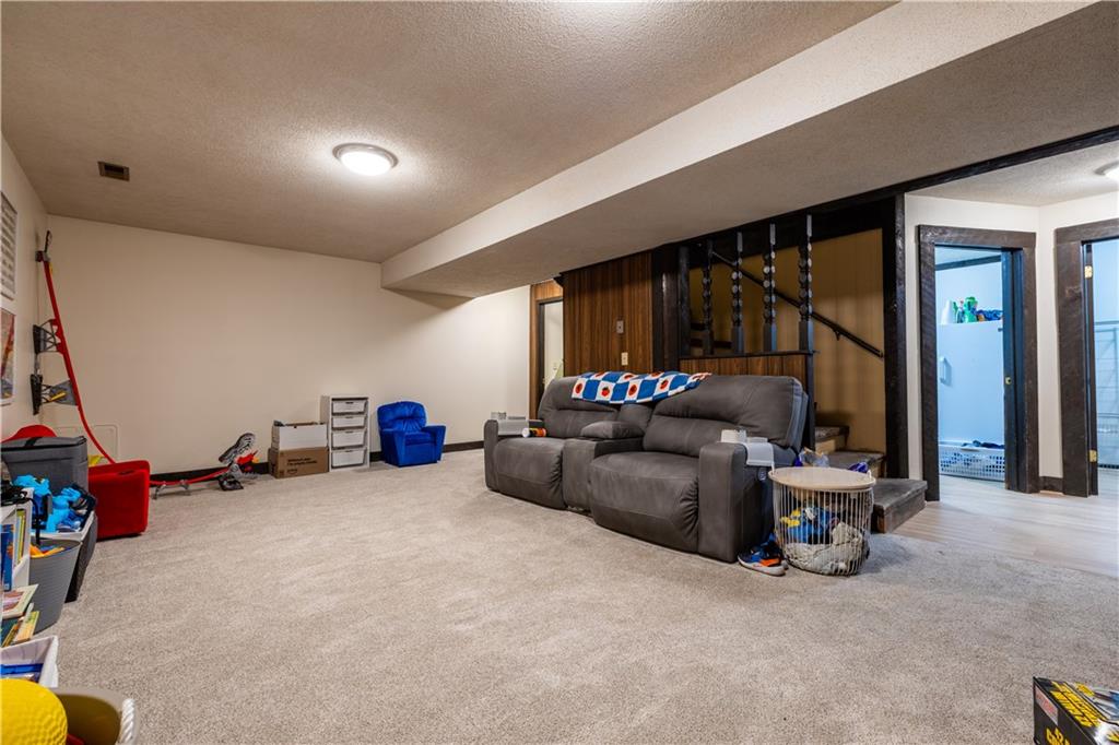 2209 N Leonard Road Property Photo 27