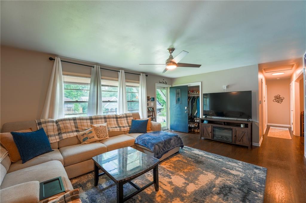 8312 Highland Avenue Property Photo 5
