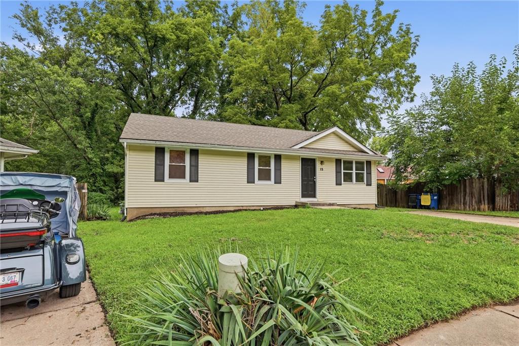 15 Brooks Court Property Photo 3