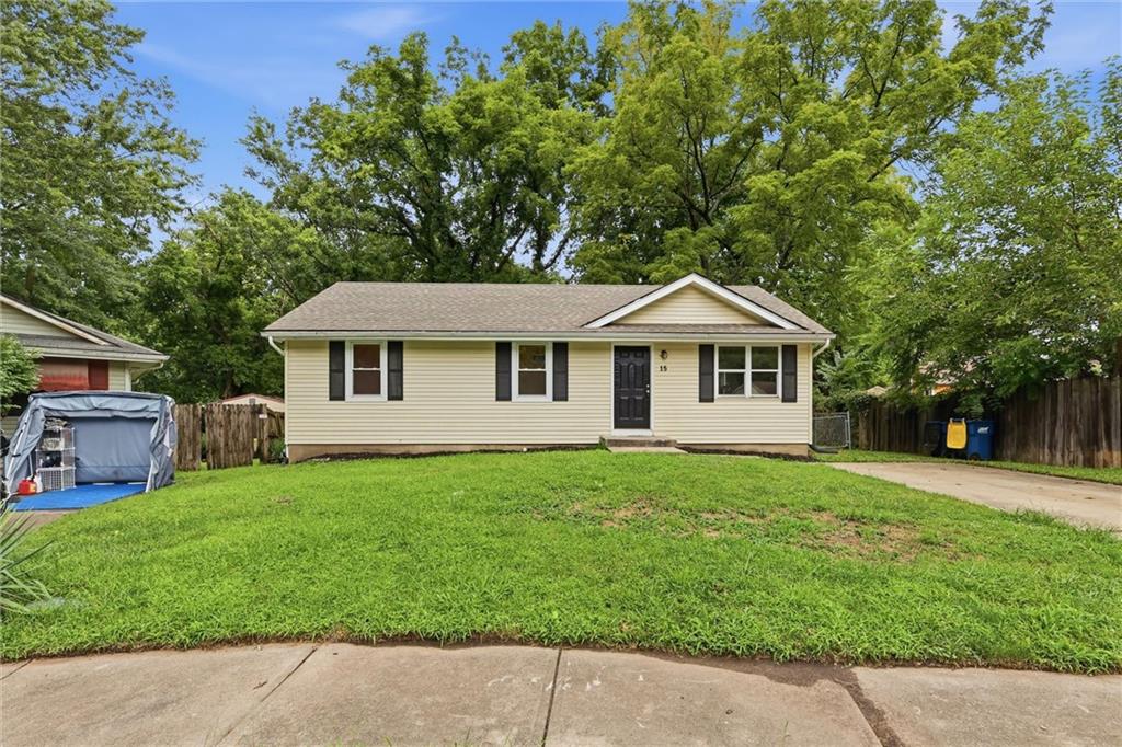 15 Brooks Court Property Photo 4