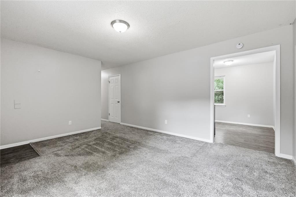 15 Brooks Court Property Photo 7