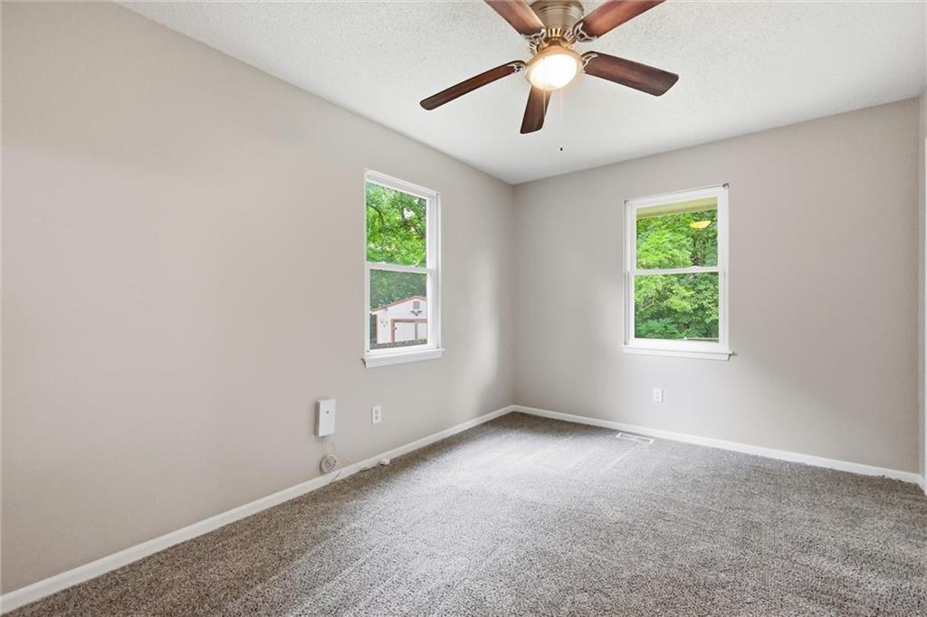 15 Brooks Court Property Photo 16