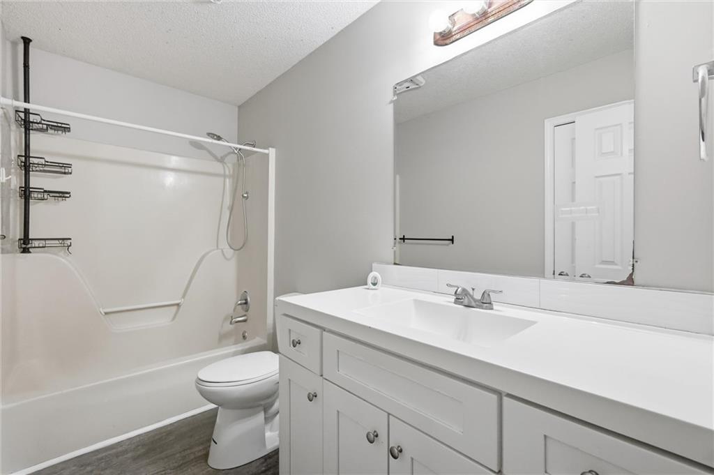 15 Brooks Court Property Photo 24