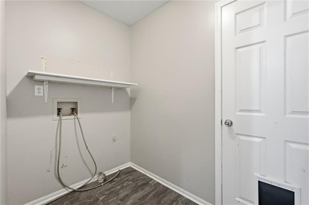 15 Brooks Court Property Photo 25