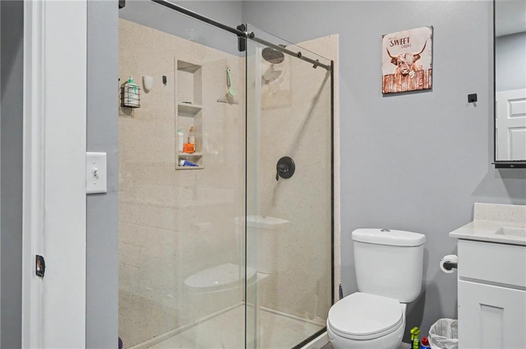 2216 Eisenhower Road Property Photo 20