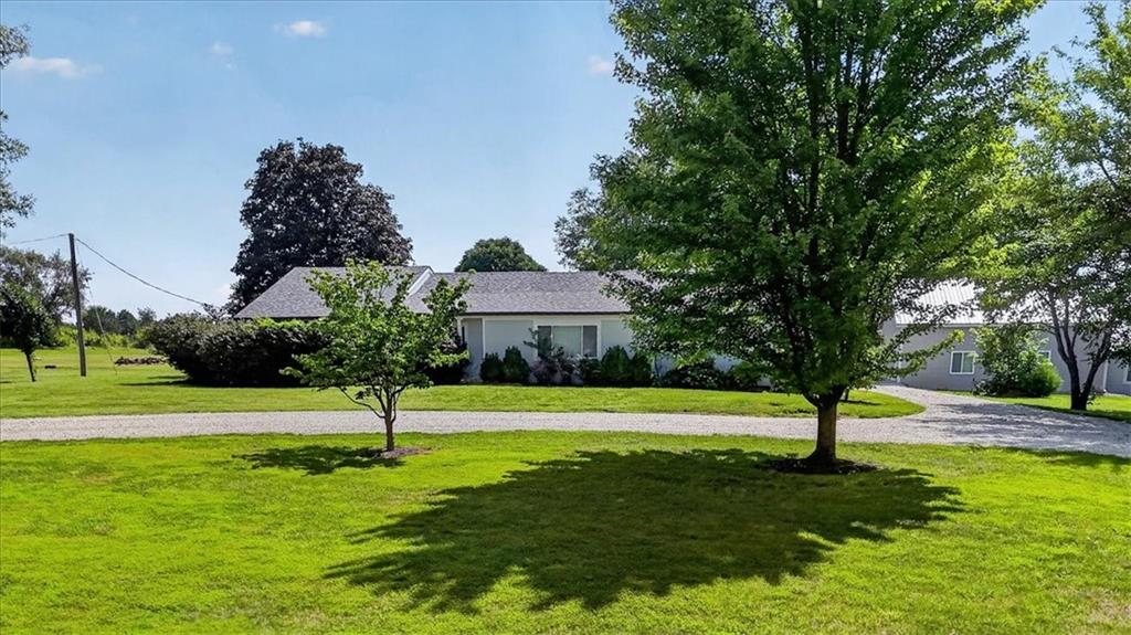 26025 Metcalf Road Property Photo 12