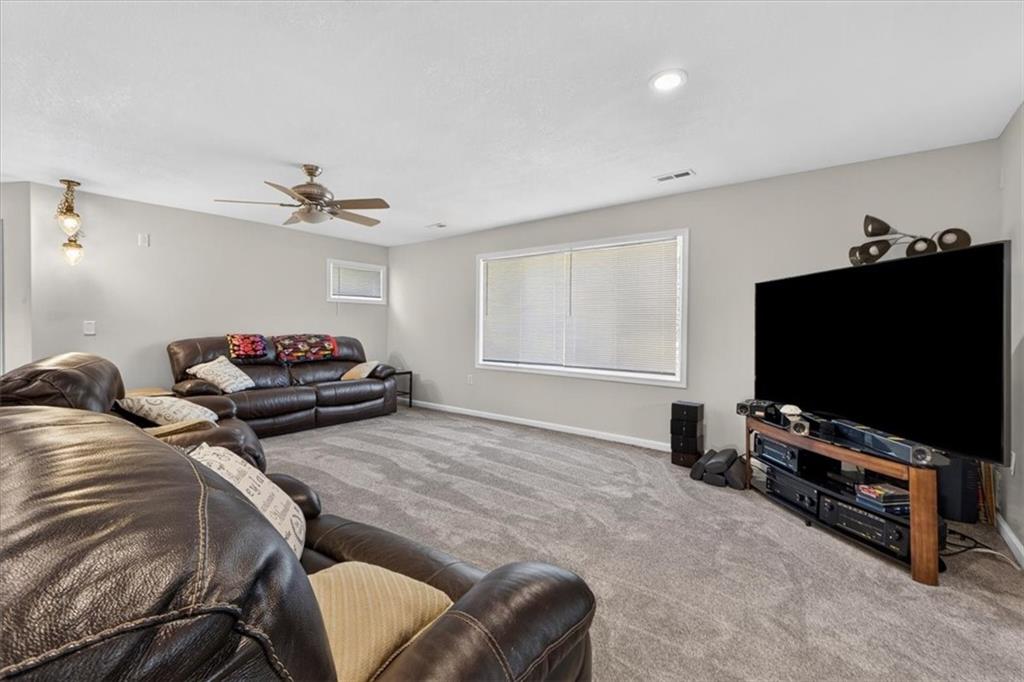 26025 Metcalf Road Property Photo 33