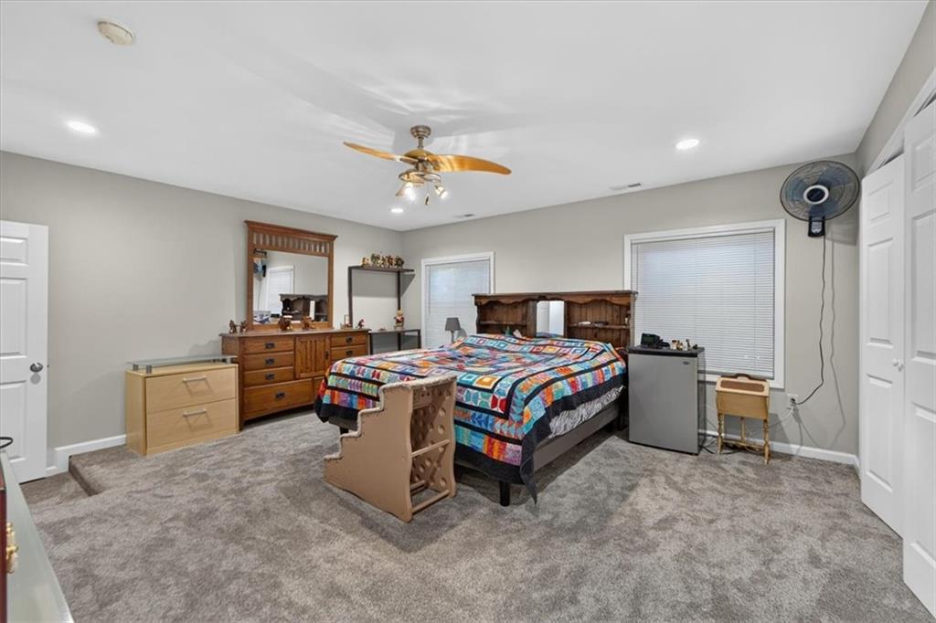 26025 Metcalf Road Property Photo 35