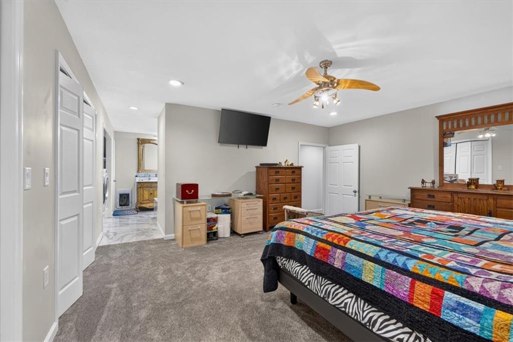 26025 Metcalf Road Property Photo 36