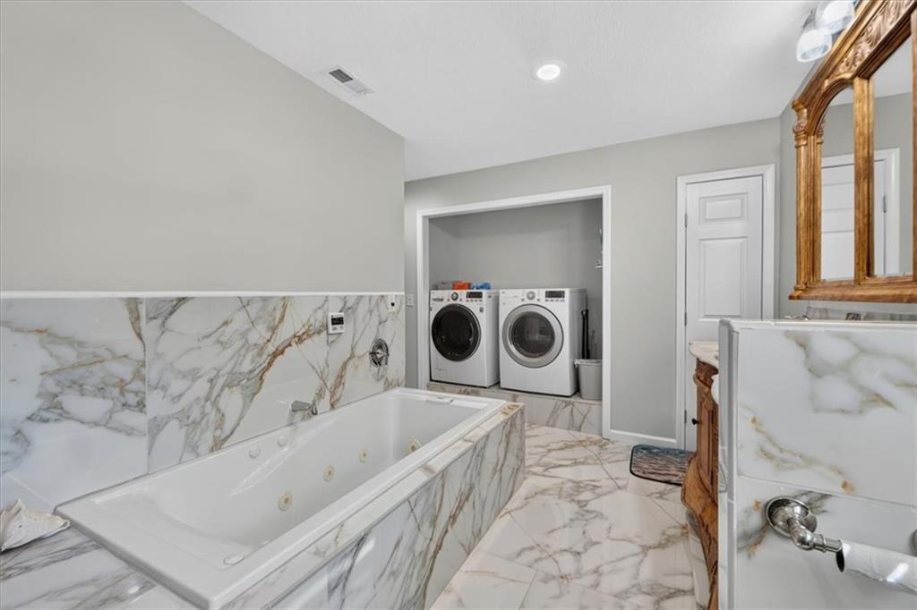 26025 Metcalf Road Property Photo 41