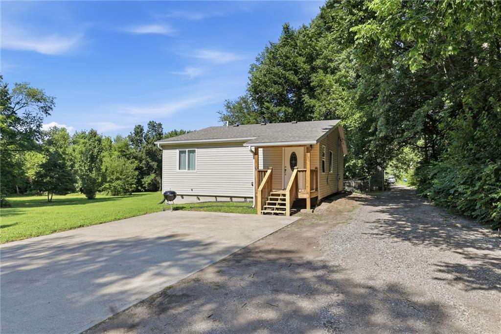 3002 N 121 Terrace Property Photo 1