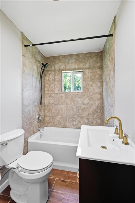 3002 N 121 Terrace Property Photo 18