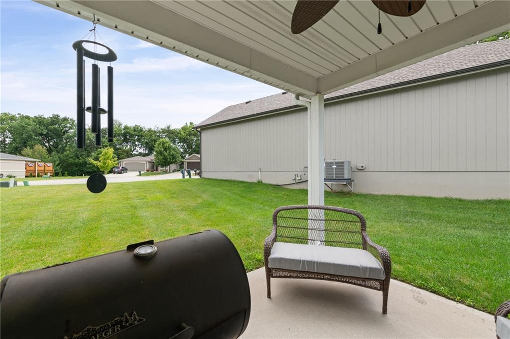 2701 Ne Sonora Valley Drive Property Photo 25
