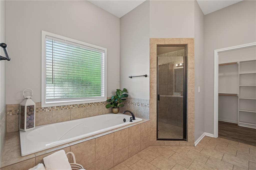 18425 W 193 Terrace Property Photo 20
