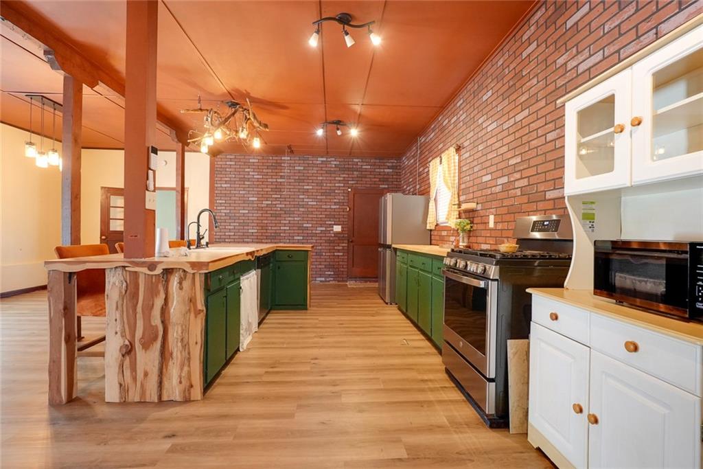 29460 Huse Street Property Photo 10