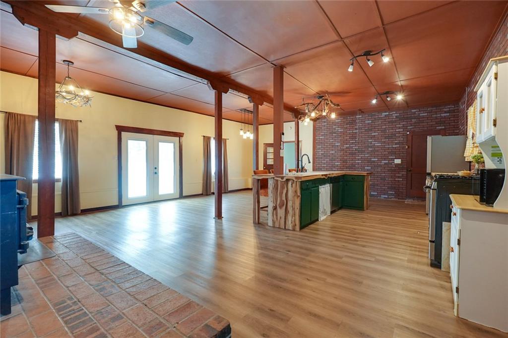 29460 Huse Street Property Photo 11
