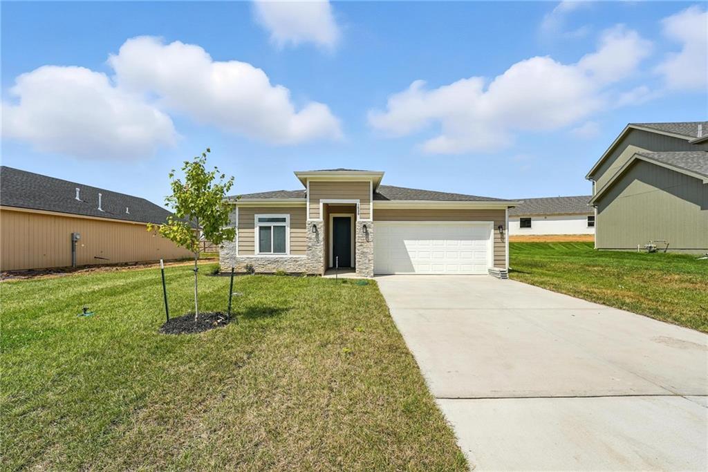 17542 Muncie Street Property Photo 1