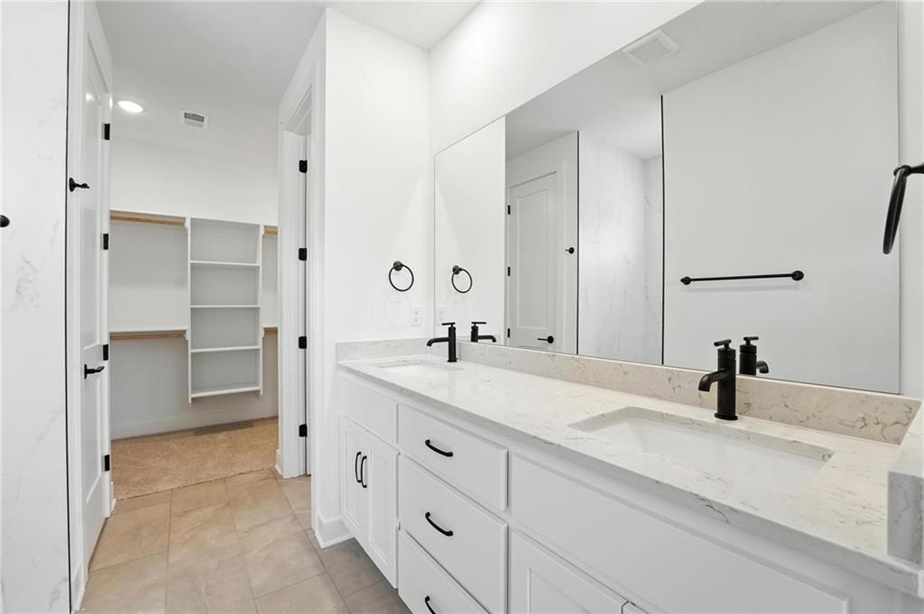 17542 Muncie Street Property Photo 24