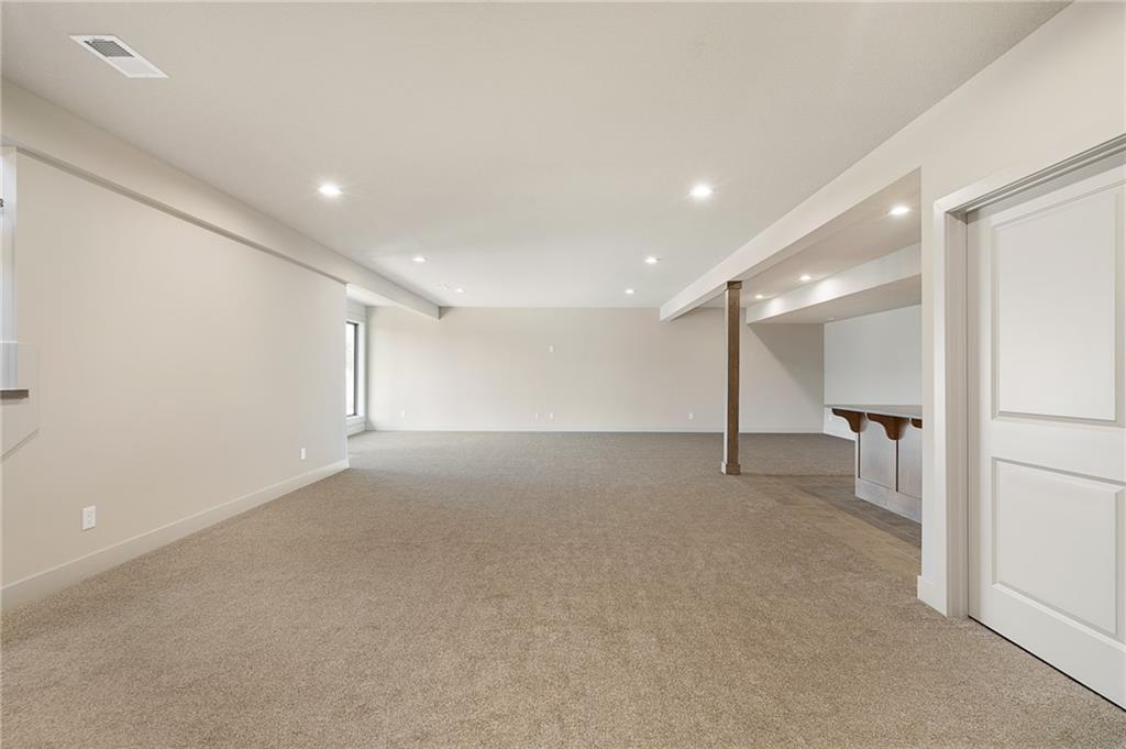 24621 W 60th Terrace Property Photo 49