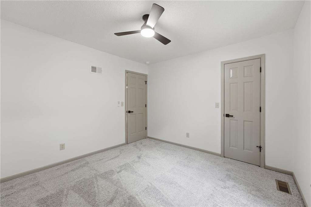 8009 Hallet Street Property Photo 30
