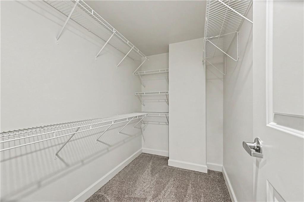 600 E Admiral Boulevard Property Photo 12